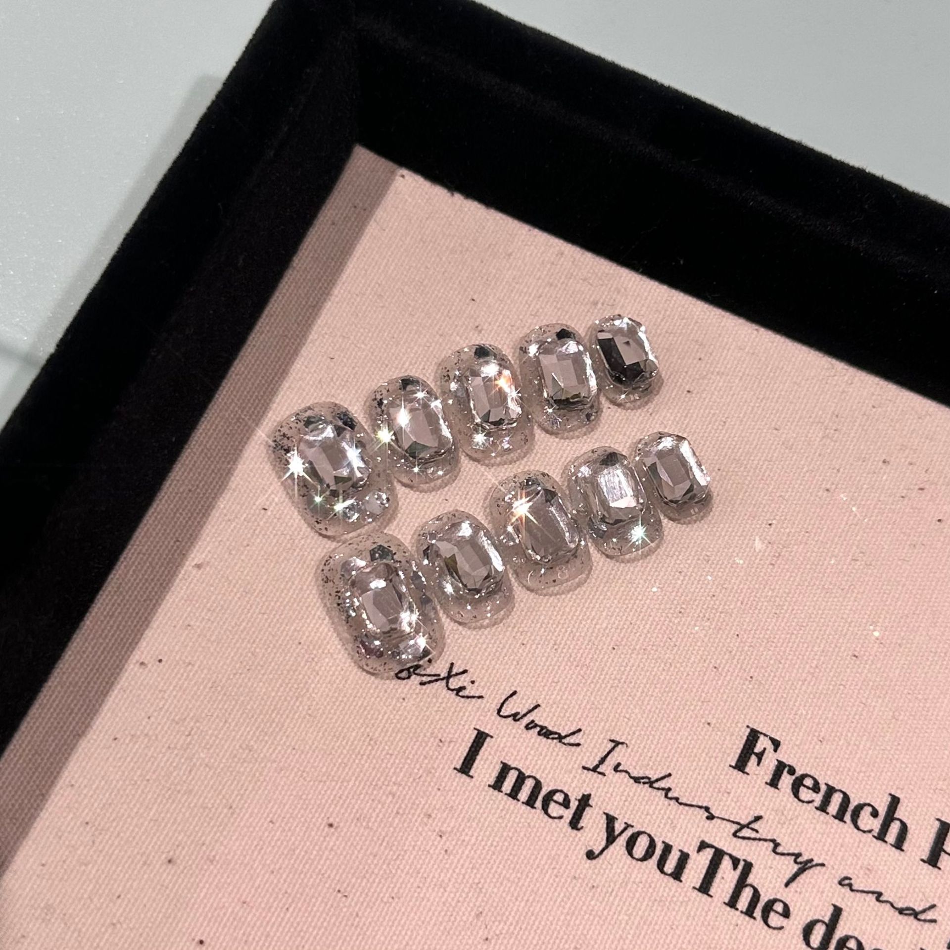 💎 SPARKLING DIAMOND