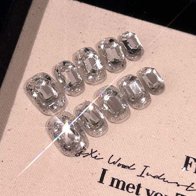 💎 SPARKLING DIAMOND