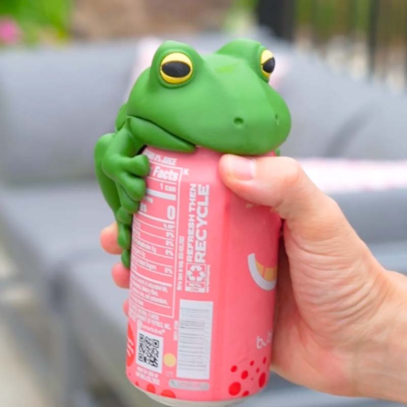 Frog Can Cover, Leak-Proof Reusable Soda Can Lid, Cute Plastic Beverage Sealer Cap for Soda, Beer, Cola Cans, Novelty Drink Protector, Spill-Proof Can Top for Outdoor, Home, Travel 🔹 Product Description