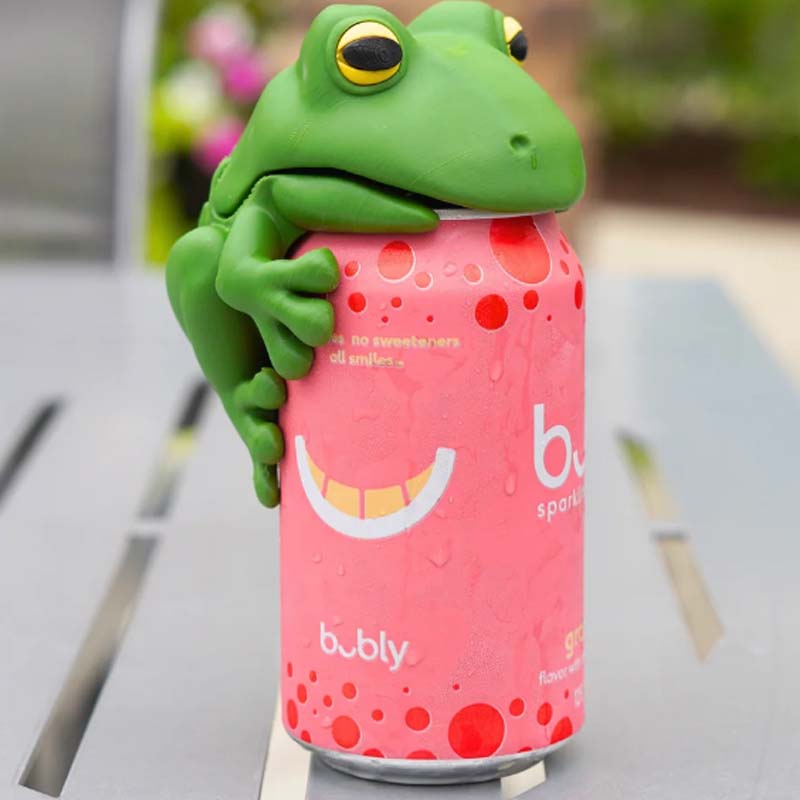 Frog Can Cover, Leak-Proof Reusable Soda Can Lid, Cute Plastic Beverage Sealer Cap for Soda, Beer, Cola Cans, Novelty Drink Protector, Spill-Proof Can Top for Outdoor, Home, Travel 🔹 Product Description
