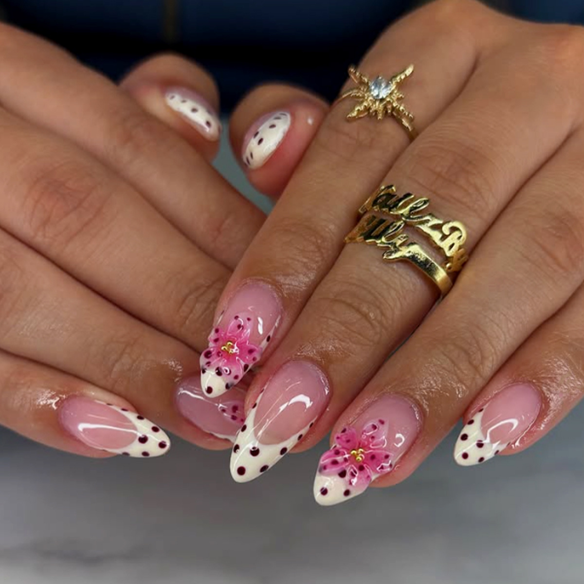 24 Pcs Handmade Drip Glue Press On Nails, French Floral Design, Almond Pink Reusable False Nail Tips for Women Daily Party Wear