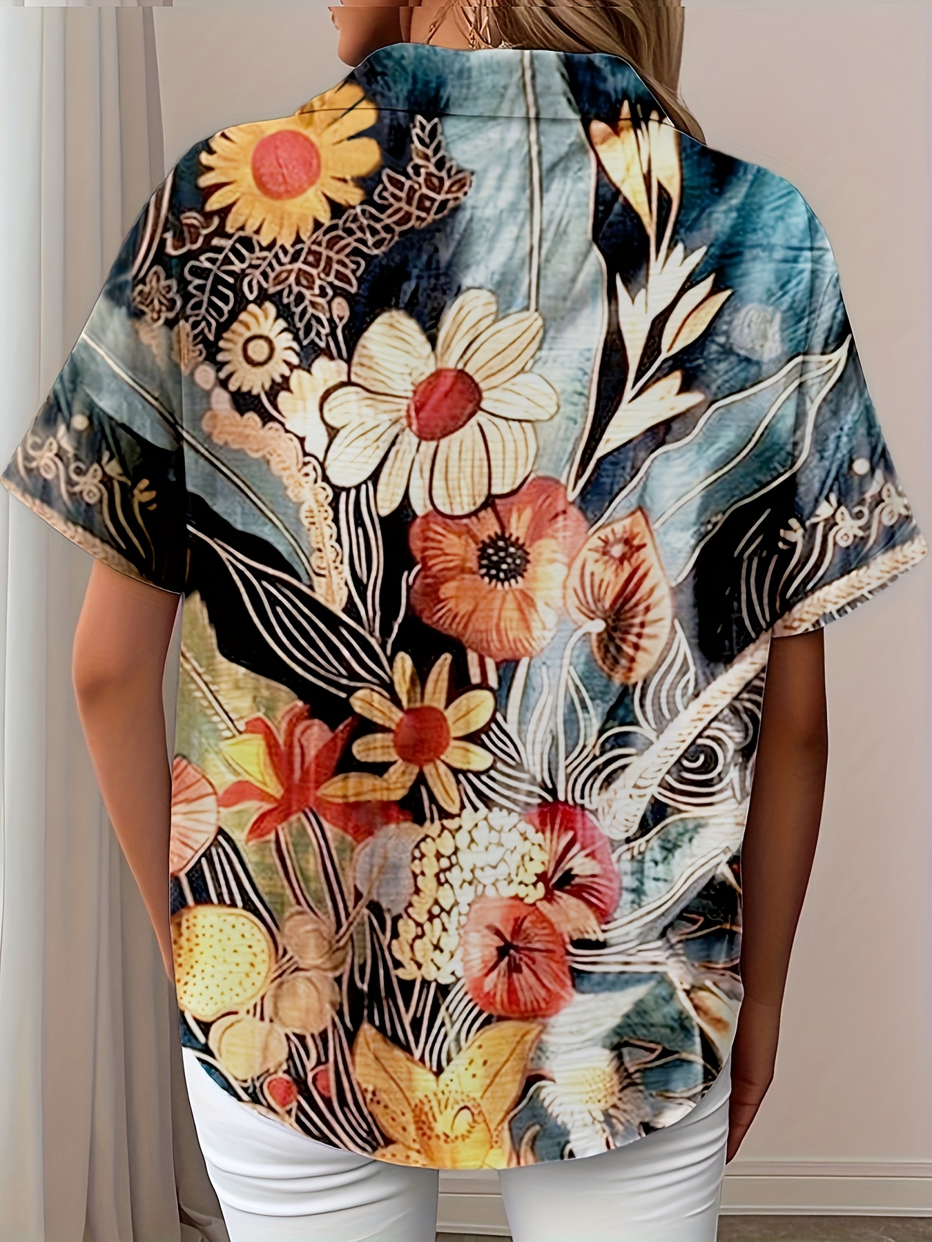 Women Vintage Dark Tropical Floral Print Short Sleeve Button Down Shirts, Lightweight Wrinkle-Free Polyester Lapel Collar Pocket Blouses, Casual Loose Summer Vacation Tops