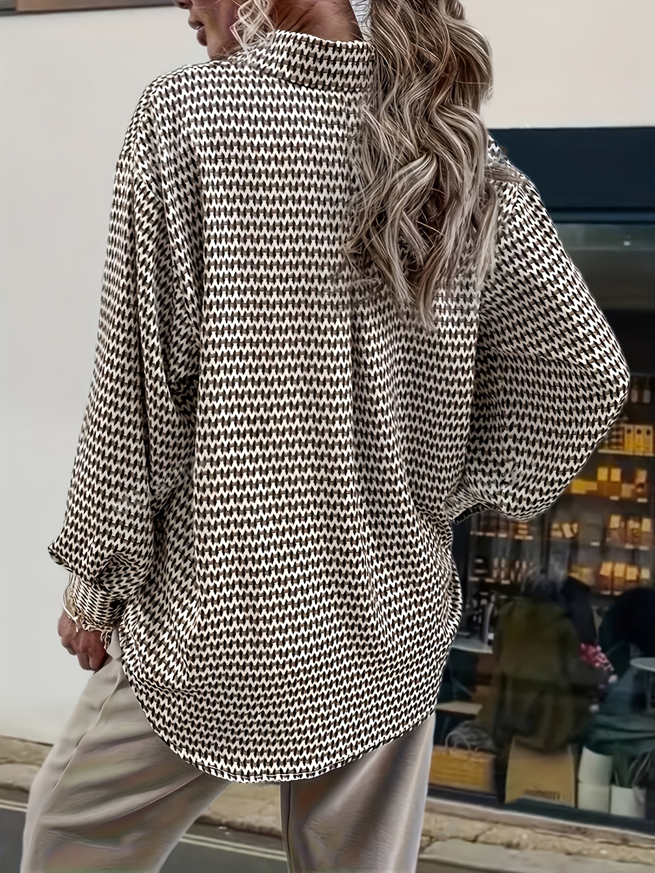 Women's Houndstooth Geometric Print Lapel Collar Long Sleeve Button Down Shirt, Elegant Loose Fit Casual Blouse Top