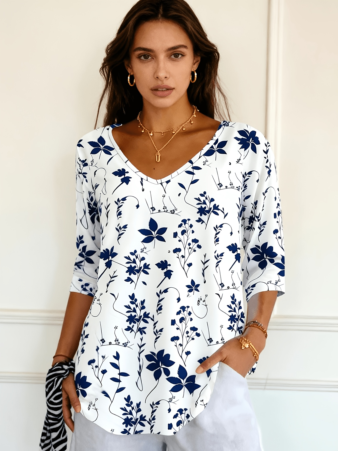 Women’s Blue Floral Print V Neck 3/4 Sleeve Tunic Tops – Casual Loose Fit Blouse Shirts for Everyday Wear