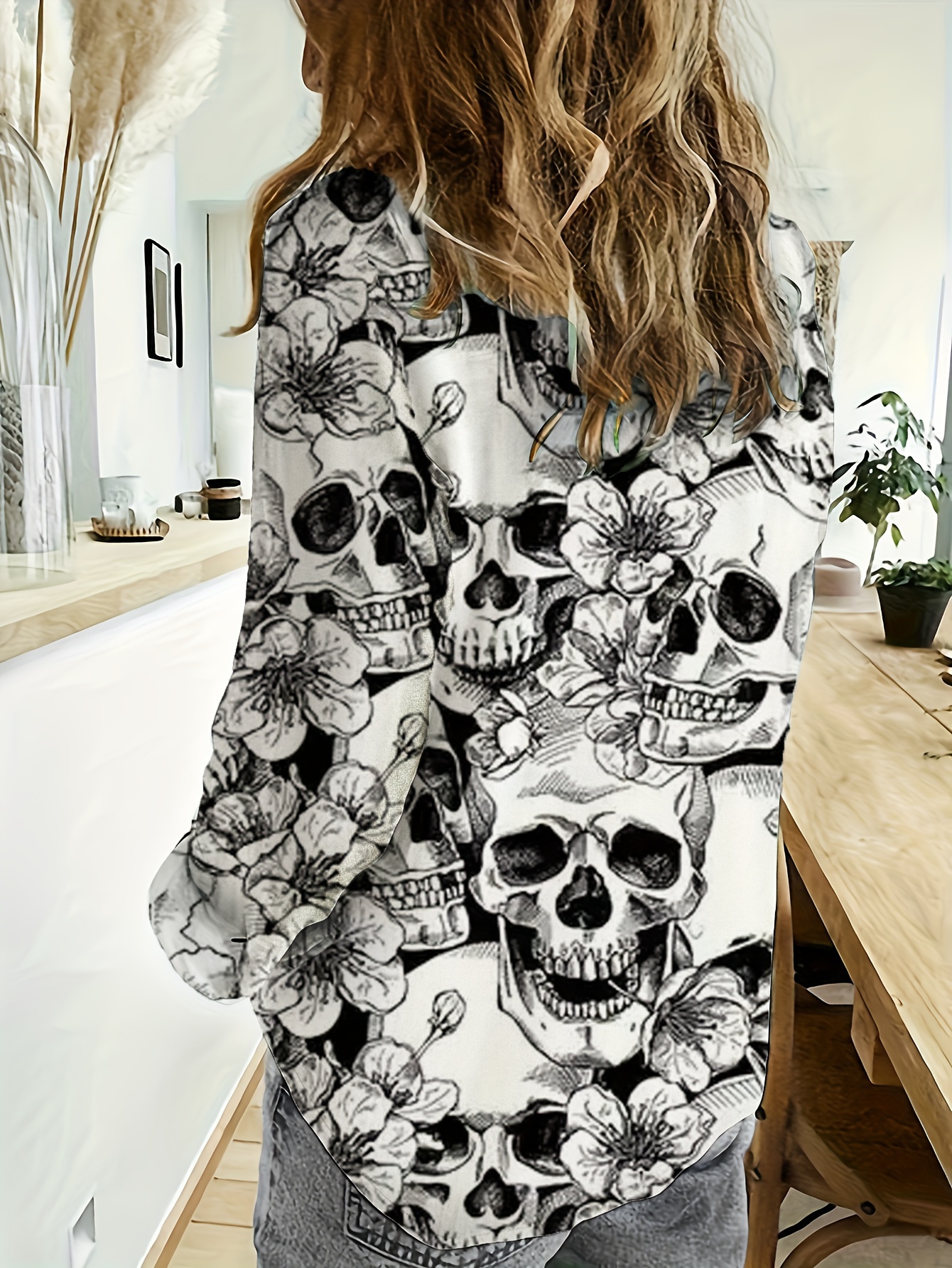 Women's Skull Floral Print Button Down Shirt Long Sleeve Gothic Blouse Casual Loose Fit Halloween Tops Alternative Fashion Shirt for Women