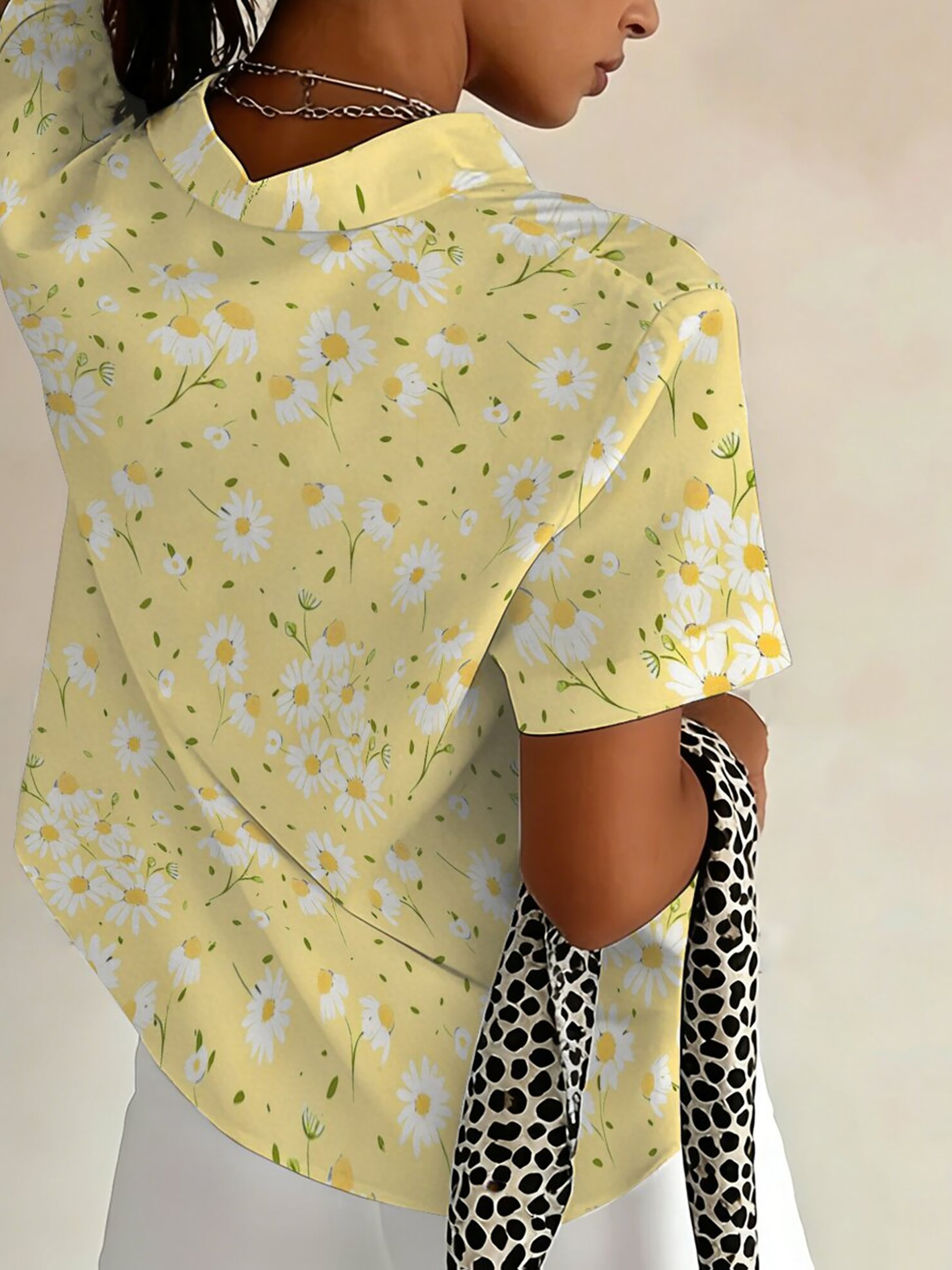 Women's Floral Print Button Down Shirt Short Sleeve Casual Blouse Lightweight Polyester Collared V Neck Summer Tops Loose Fit Shirts for Women