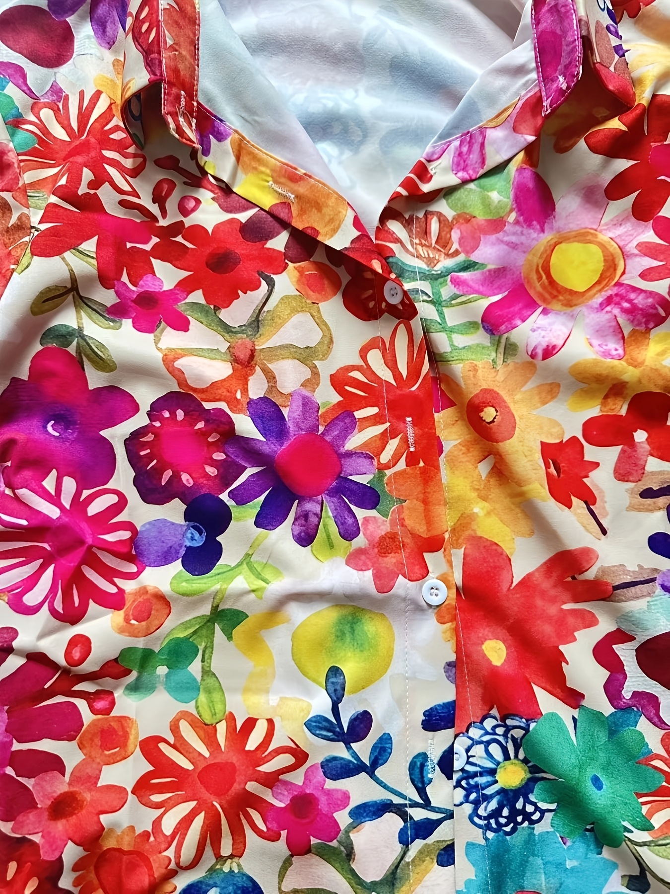 Women’s Floral Print Button Down Shirt Colorful Long Sleeve Blouse Casual Loose Fit Top for Spring Summer Vacation Office Wear