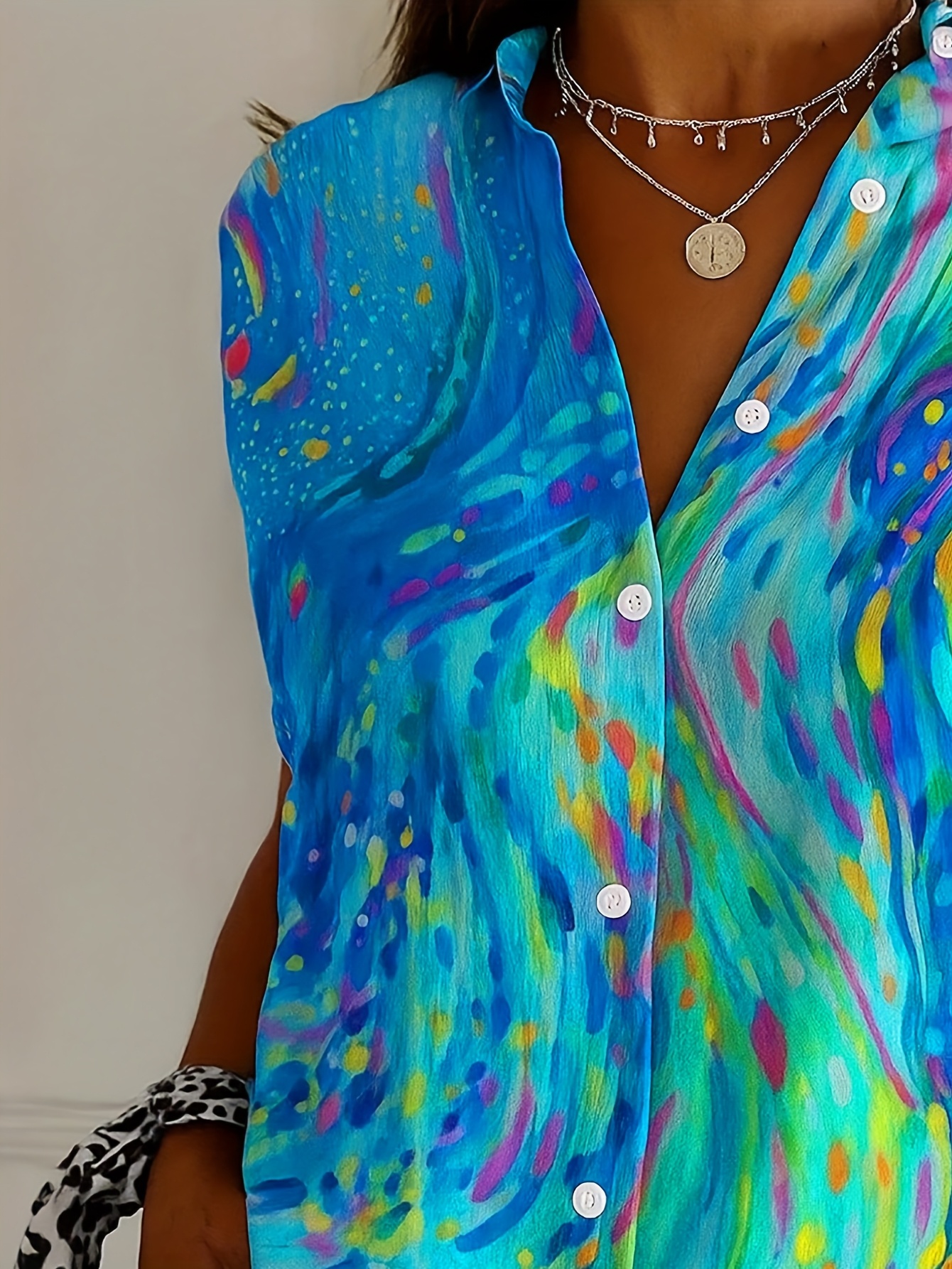 Women's Colorful Abstract Print Short Sleeve Button Down Shirt, Lightweight Polyester Casual Blouse, Loose Fit Collared Vacation Beach Shirt, Summer Fashion Tops for Women