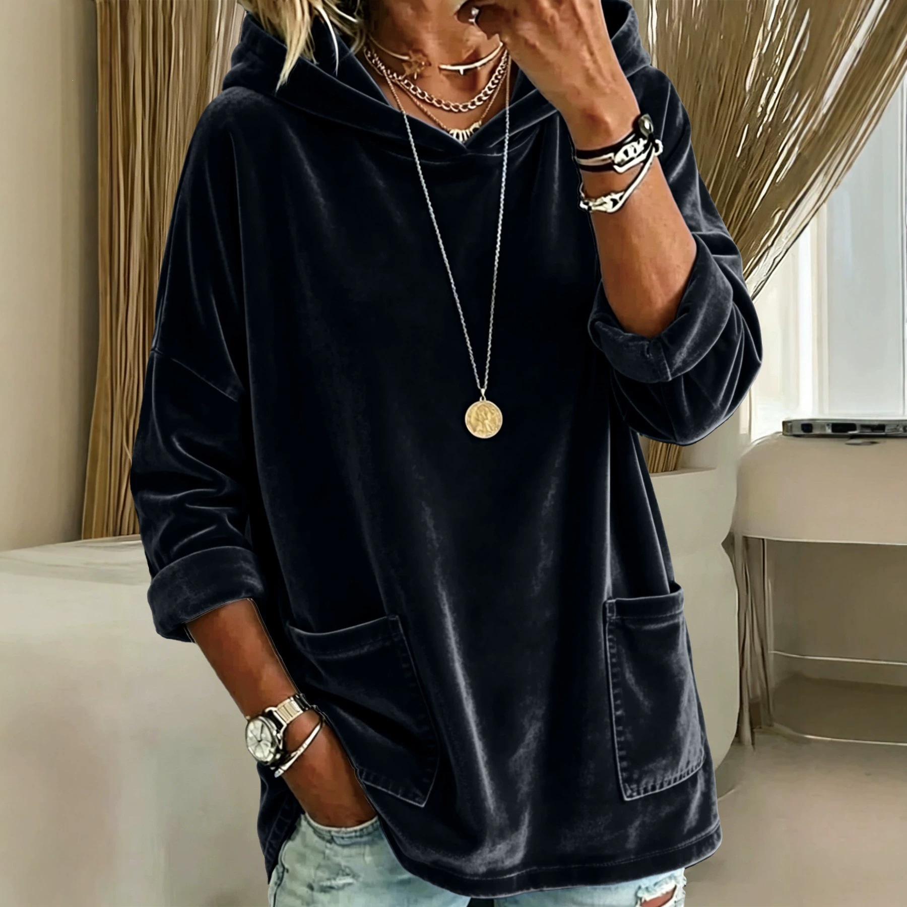Women's Oversized Velvet Hoodie Pullover – Casual Loose Fit Hooded Sweatshirt with Front Pockets, Soft Lightweight Long Sleeve Top