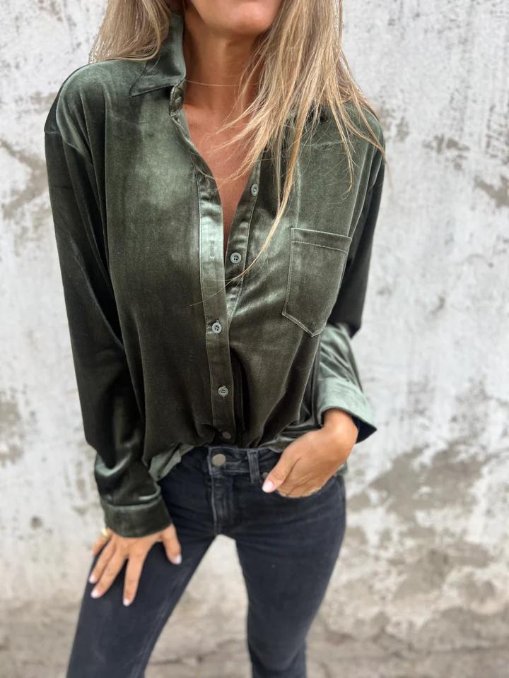 Women's Velvet Button Down Shirt Long Sleeve Blouse Soft Casual Loose Fit Collared Tops with Pocket Fall Winter Elegant Fashion Shirt