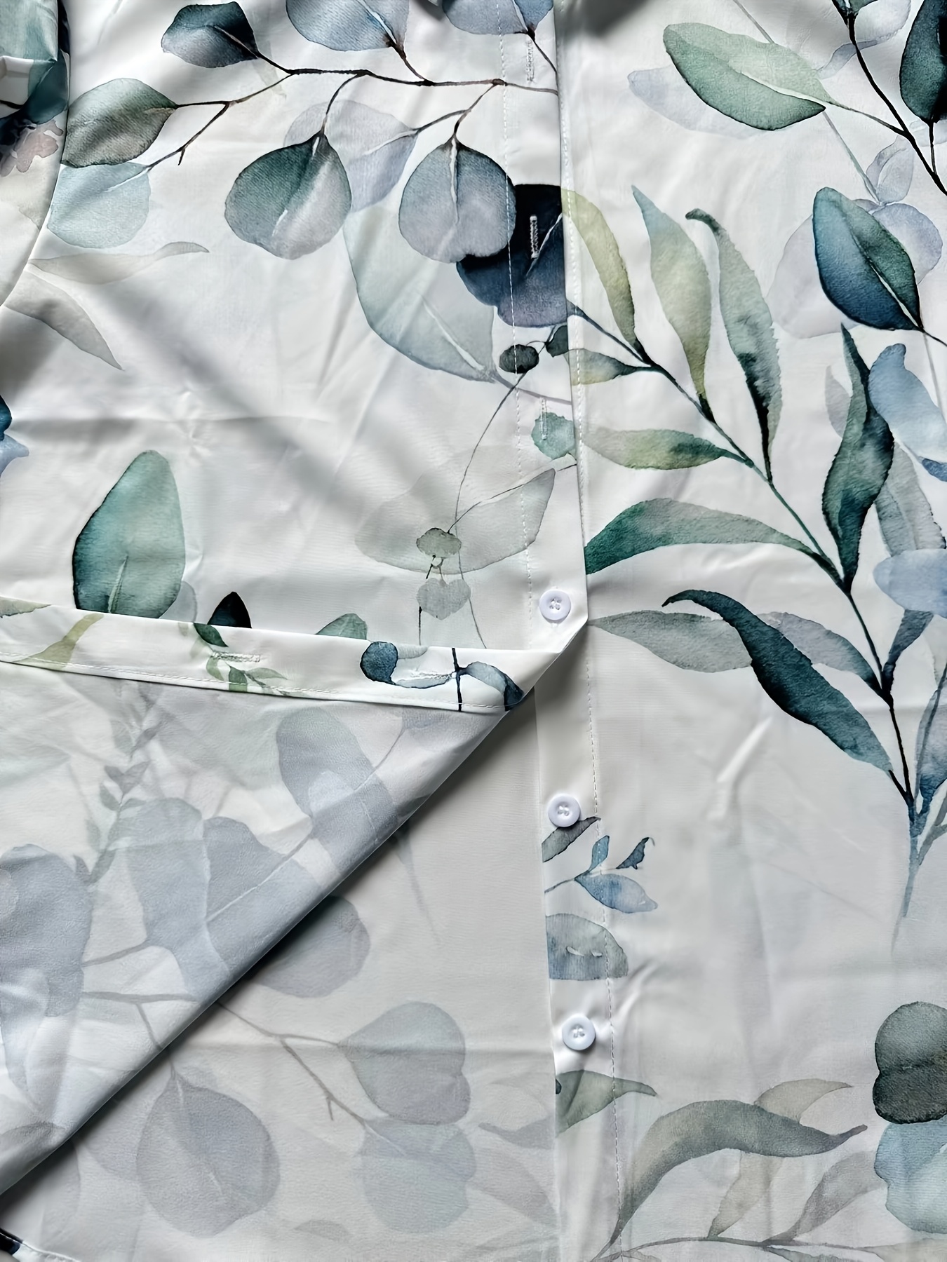 Women’s Botanical Leaf Print Button Down Shirt White Floral Blouse Long Sleeve Casual Loose Fit Top Lightweight Nature Inspired Shirt