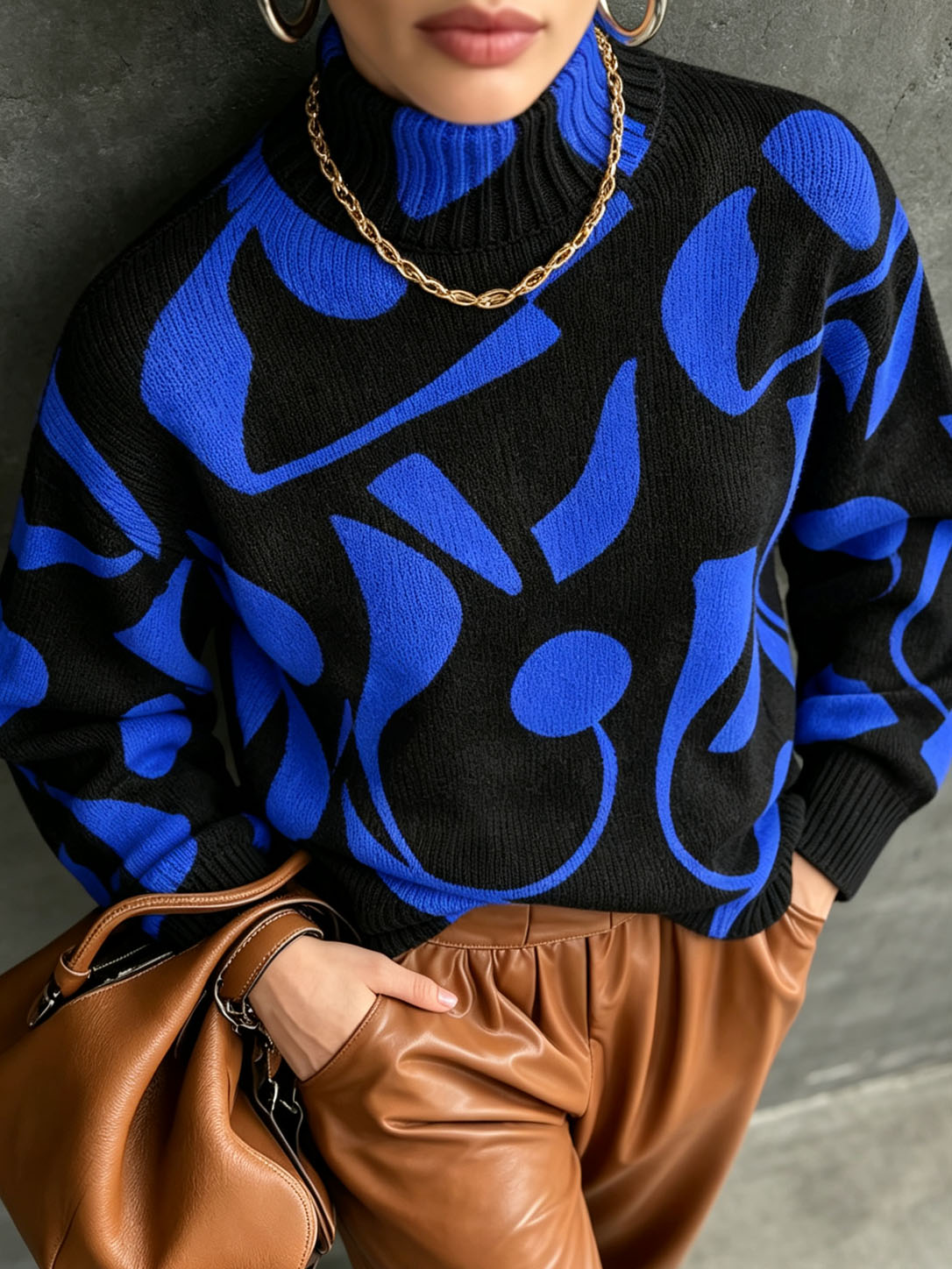 Women's Abstract Print Turtleneck Sweater, Blue Black Pattern Knit Pullover, Long Sleeve Oversized Casual Sweater Top for Fall Winter