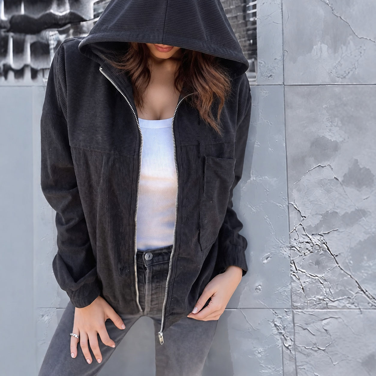 Women’s Corduroy Hooded Jacket Zip Up Casual Coat with Pockets Long Sleeve Relaxed Fit Fall Winter Outerwear