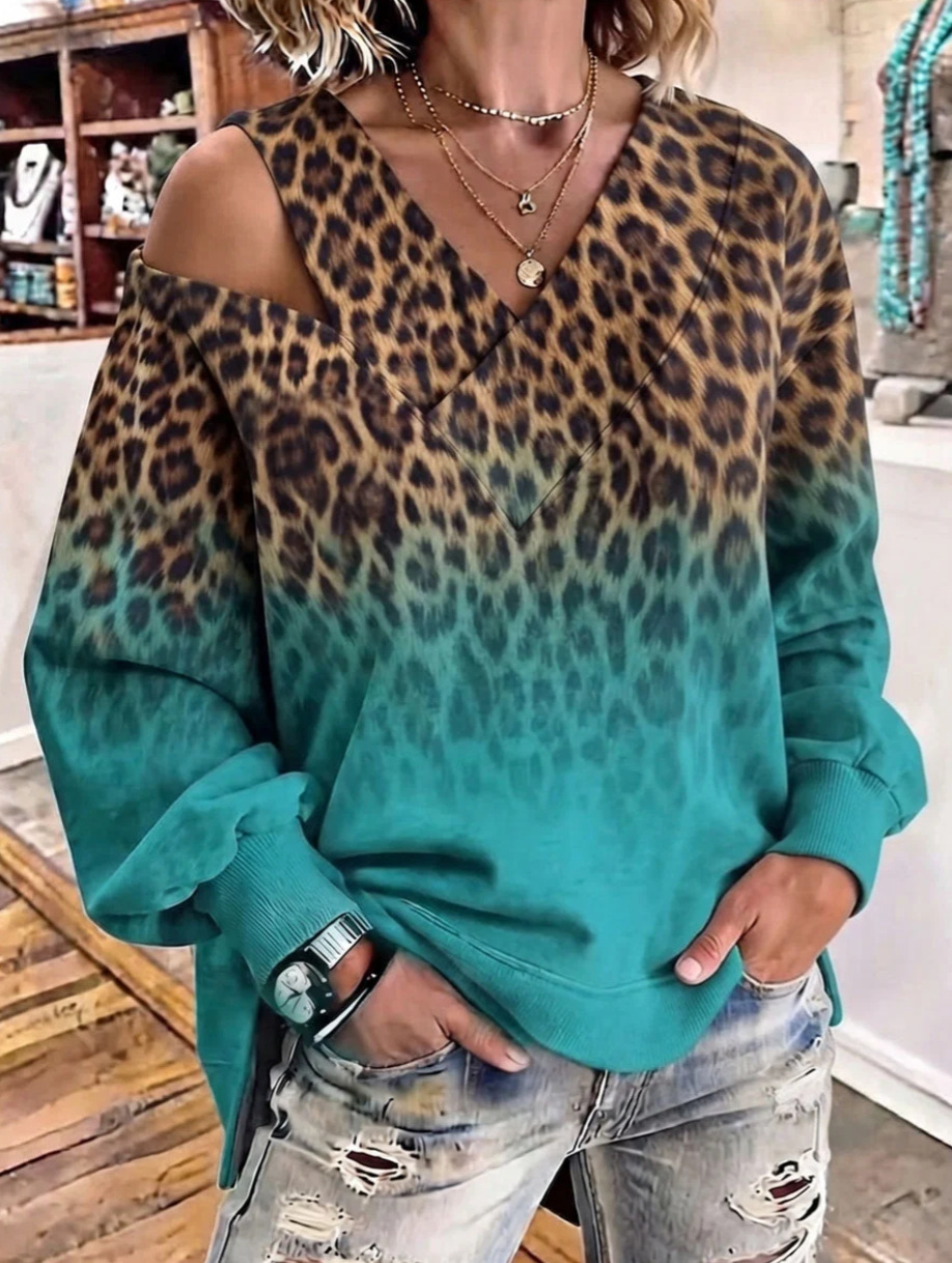 Women's Leopard Print V Neck Sweatshirt, Gradient Animal Print Off Shoulder Pullover Top, Long Sleeve Oversized Casual Loose Fit Shirt for Fall Winter