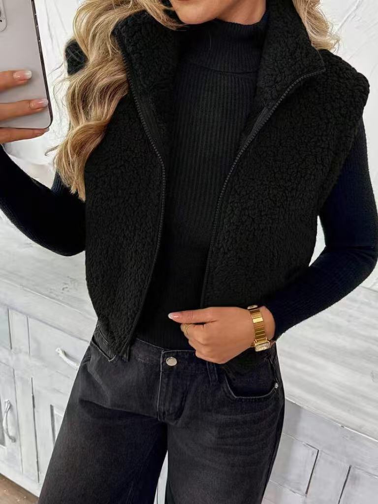 Women's Fleece Vest, Soft Polyester Sleeveless Jacket with Stand Collar and Zip Up Front, Casual Warm Fuzzy Vest Outerwear for Fall Winter