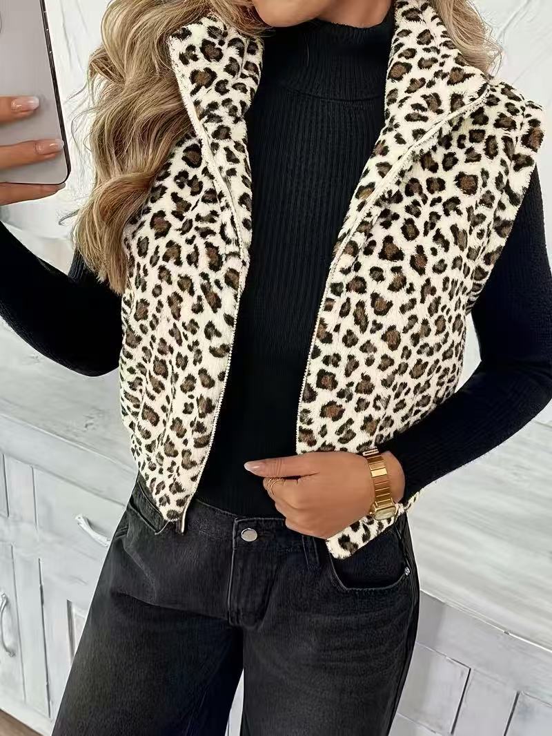 Women's Leopard Print Fleece Vest, Soft Polyester Teddy Sleeveless Jacket with Stand Collar Zip Up Front, Casual Fuzzy Warm Outerwear for Fall Winter