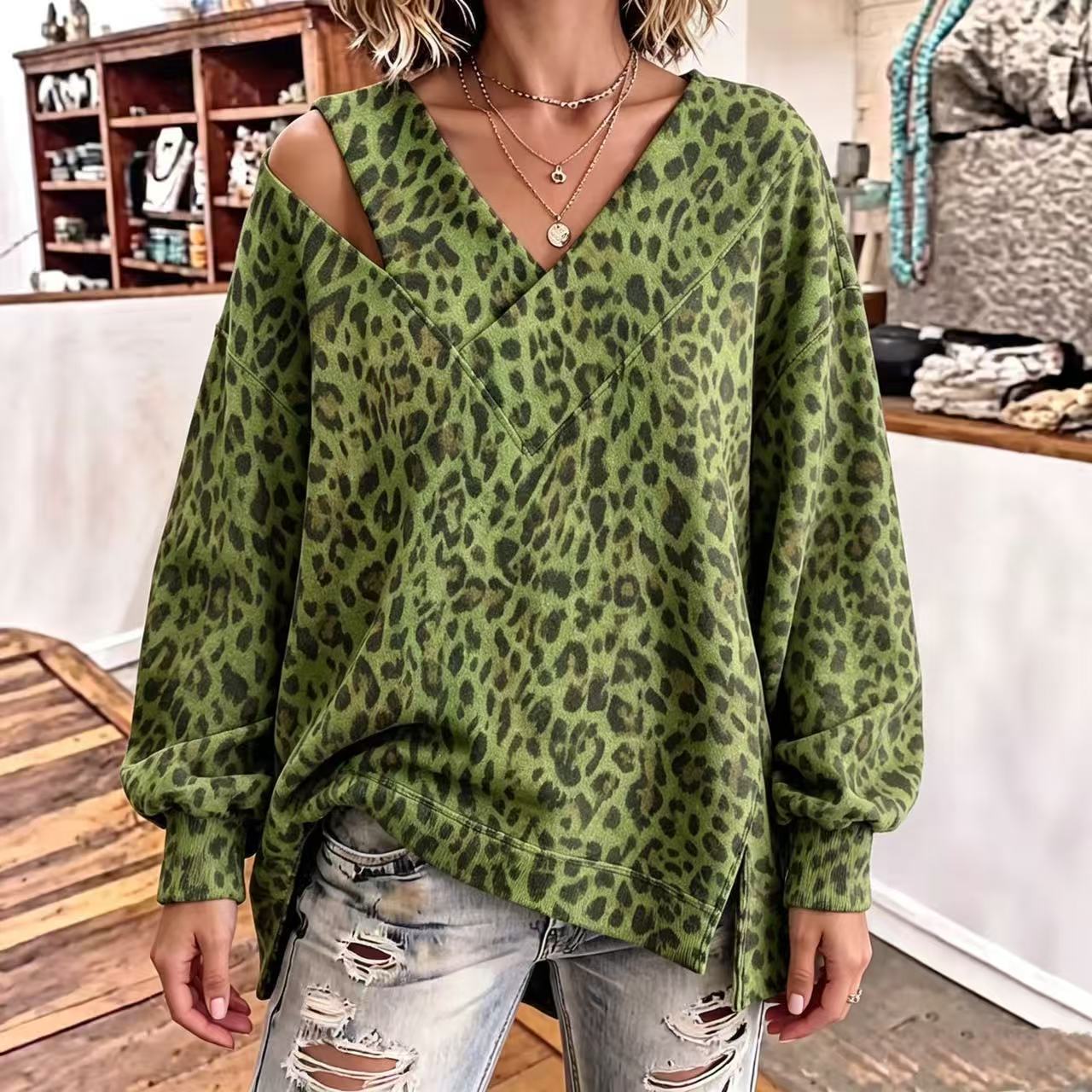 Women's Leopard Print Sweatshirt, V Neck Off Shoulder Pullover Top, Long Sleeve Oversized Loose Fit Casual Animal Print Shirt for Fall Winter