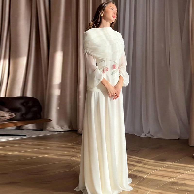 French-style elegant pleated waist white dress