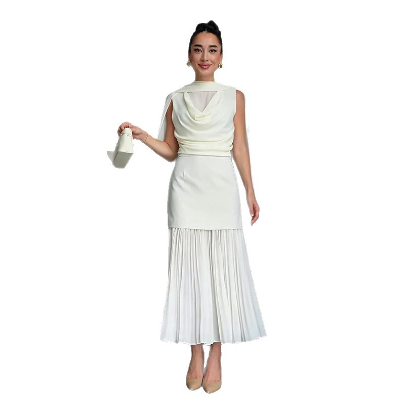 Elegant Pleated Midi Dress