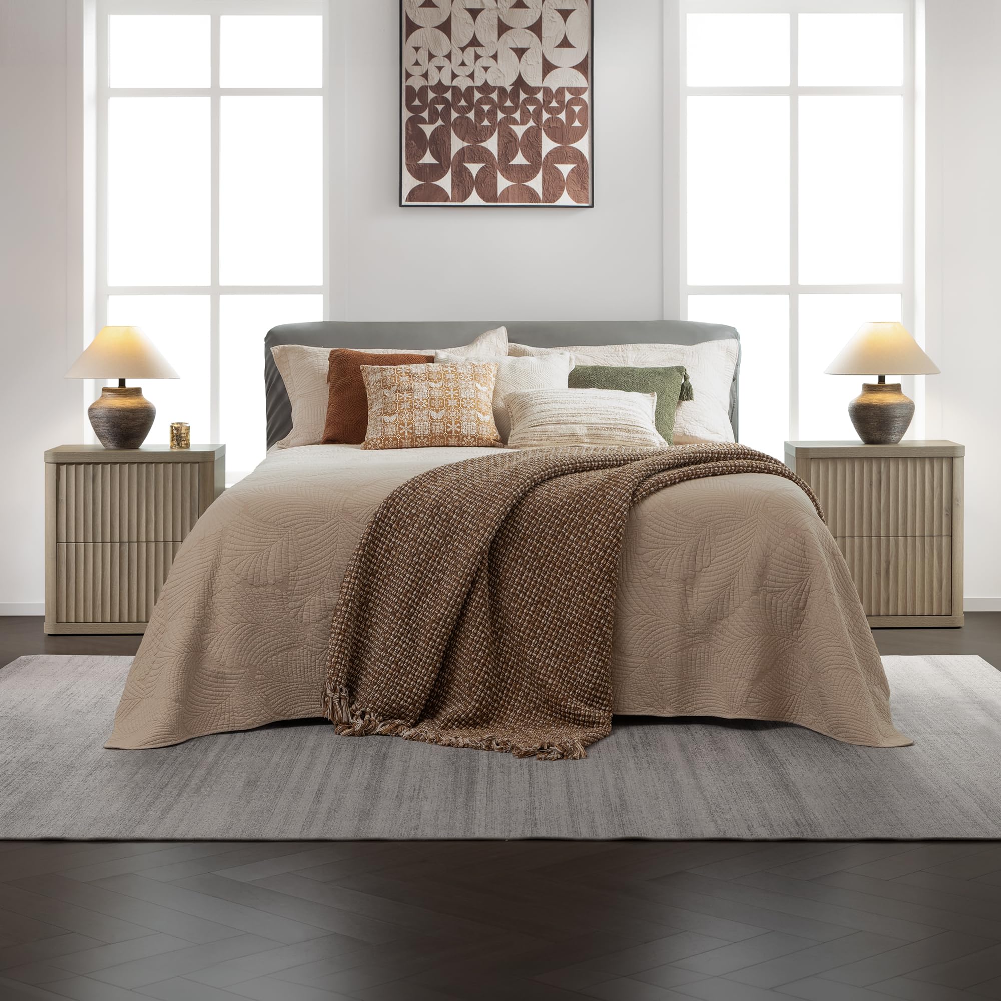 SICOTAS Set of 2 Wood Nightstands - 22.75" Wide Contemporary End Tables, Fluted Modern Bedside Table Cabinets with 2 Large Handleless Drawers, Curved Edges for Bedroom Small Spaces Furniture, Bedside Table Cabinet