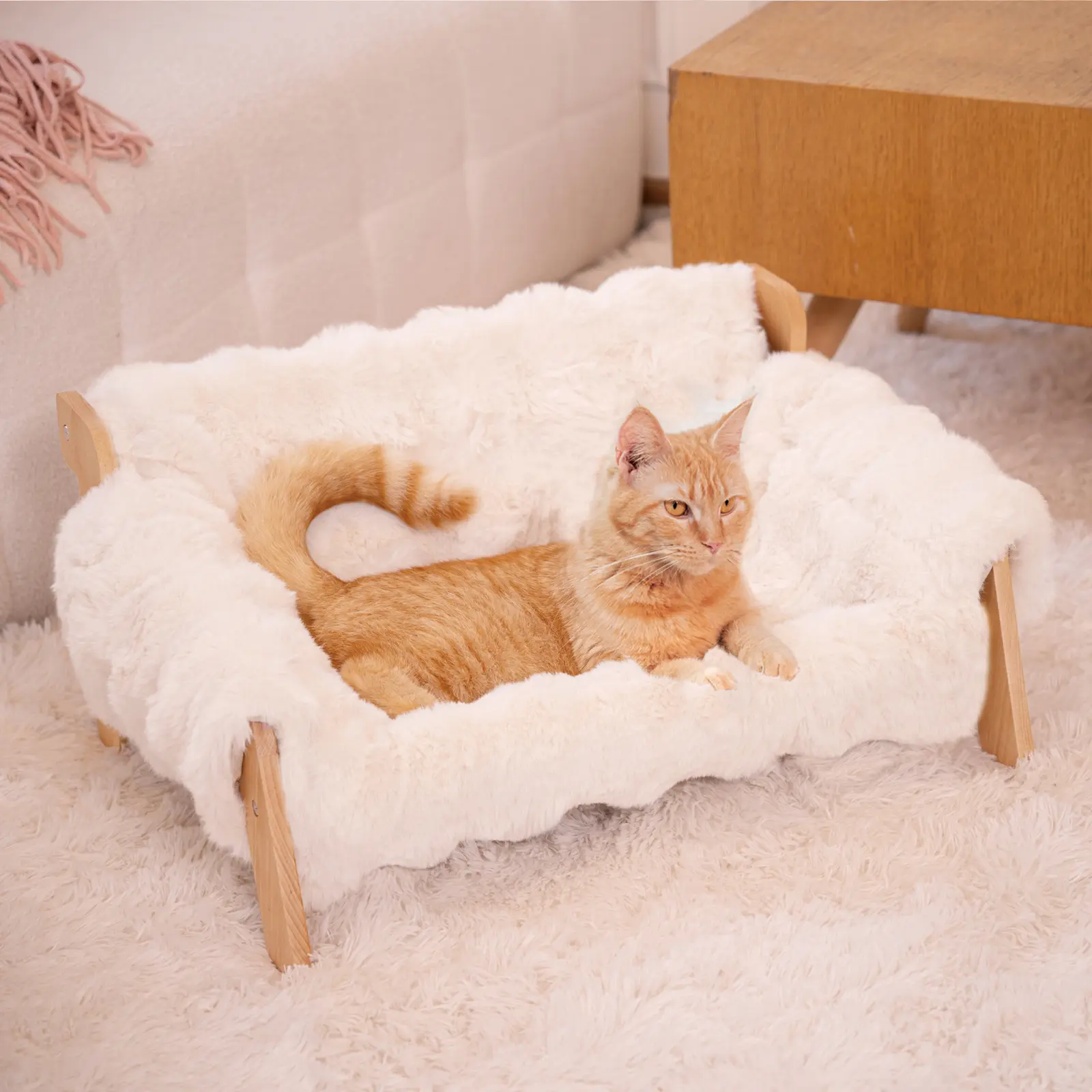 Elevated Wooden Pet Couch Bed, Solid‑Wood Frame Cat & Small Dog Lounge, Removable Washable Fluffy Cover for Indoor Use