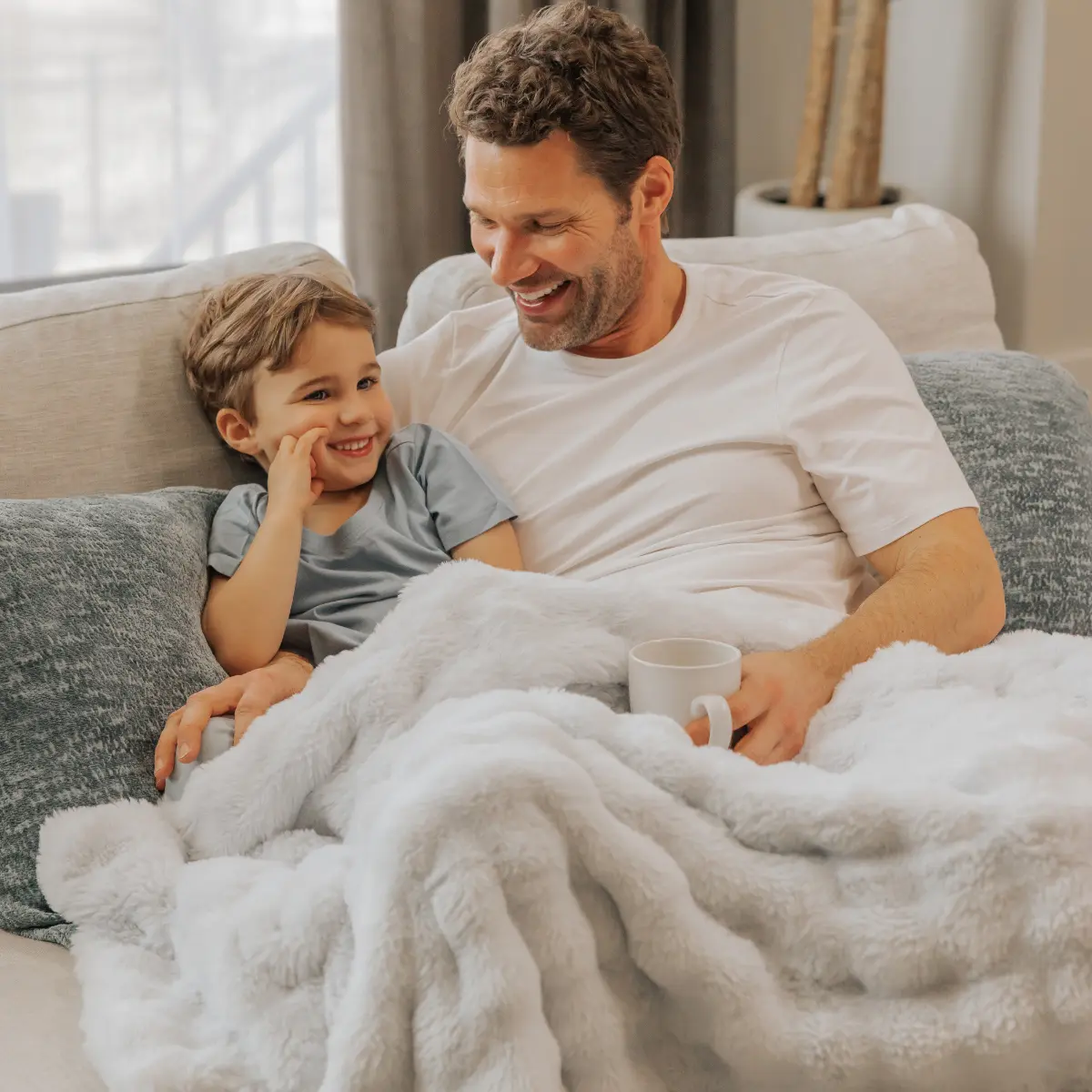 Mellow Sleep | Cloud Throw Blanket - Cloud Like Faux Rabbit Fur Plush Blanket, Ultra Soft Fluffy Fleece Throw for Stress & Anxiety Relief, Thick Warm Cozy Blanket for Couch, Bed, Travel & Relaxation