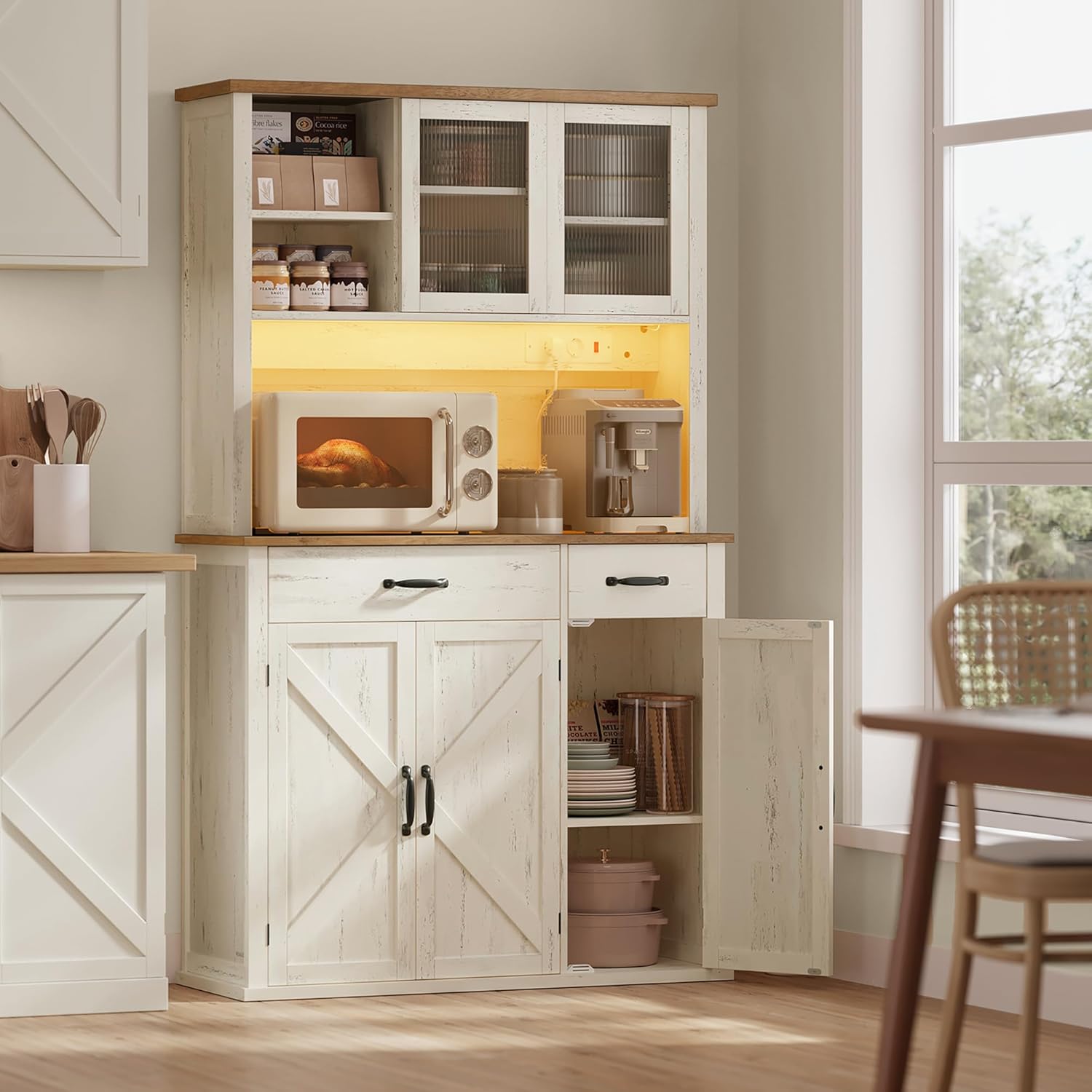 VASAGLE BBK391W02 placard cuisine blanc rustique marron miel - 106,5 x 39,5 x 180,6 cm avec lumières et chargeur - portes tiroirs étagères réglables - style campagne-Nestuphut
