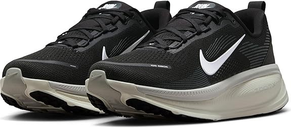 Nkhjgike Men's Vomero 18 Sneaker