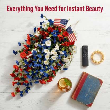 ✨Patriotic hanging flower baskets celebrate the 250th anniversary of the founding of the United States