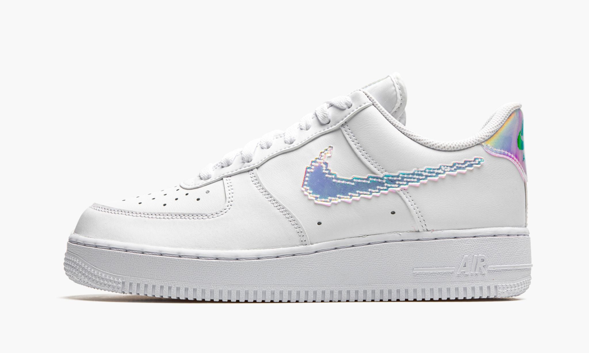 1 Low 7 LV8 ��Iridescent Pixel Swoosh