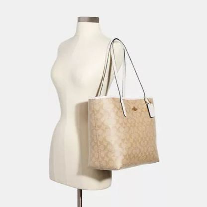 Coathtch Tote Bag