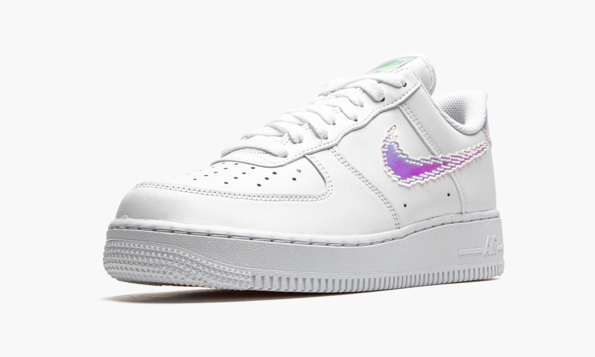 1 Low 7 LV8 ��Iridescent Pixel Swoosh