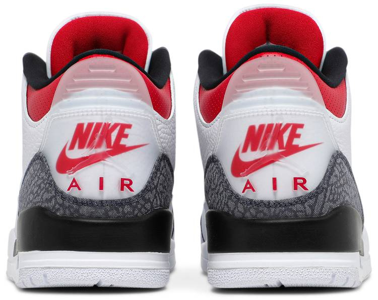 Retro Denim SE 'Fire Red' CZ6431-100