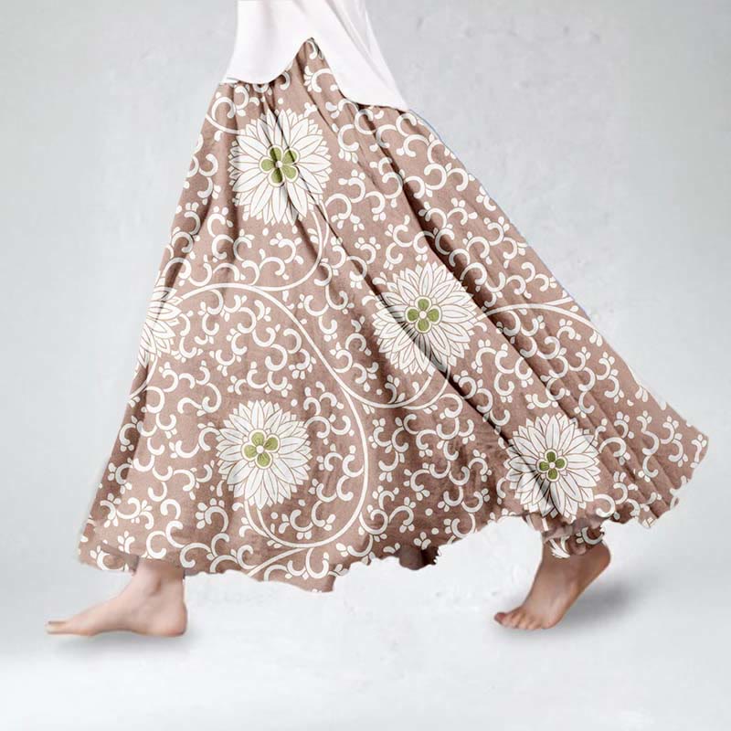 Women's Vintage White Chrysanthemum Art Print Skirt - Caramel - 5XL - image 1