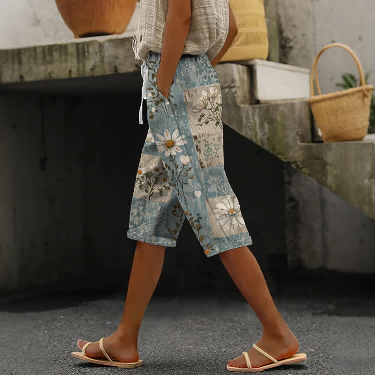 Daisy Patchwork Pattern Print Casual Pocket Mid Short Pants  - Light Green - US 24 (4XL) - image 1