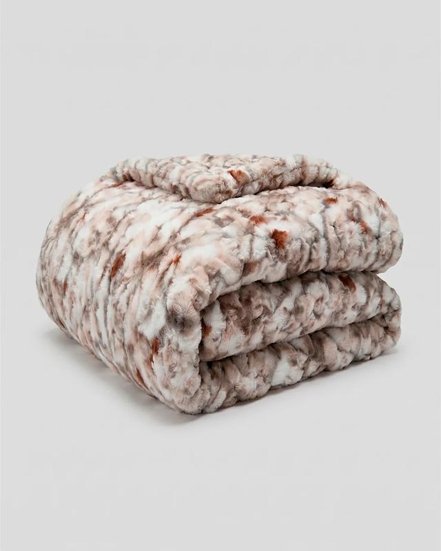Manta Bubble Hug Blanket Textura Tridimensional y Fibras Ultrasuaves para Un Confort Único y Diseño Moderno