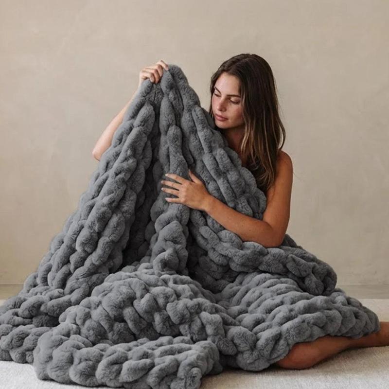 Manta Bubble Hug Blanket Textura Tridimensional y Fibras Ultrasuaves para Un Confort Único y Diseño Moderno