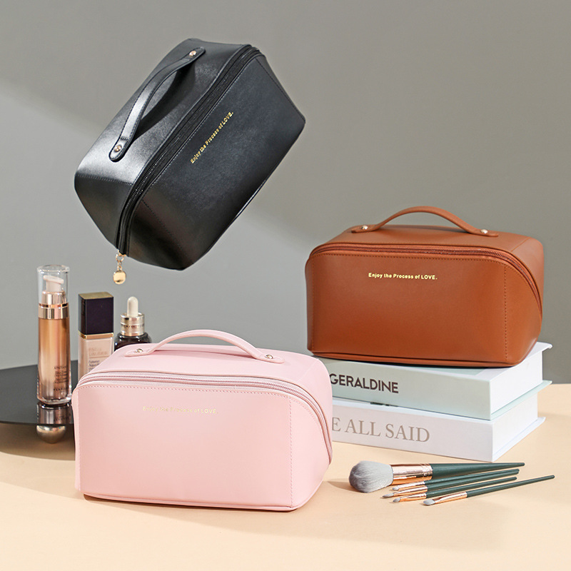 Large-capacity Travel Cosmetic Bag