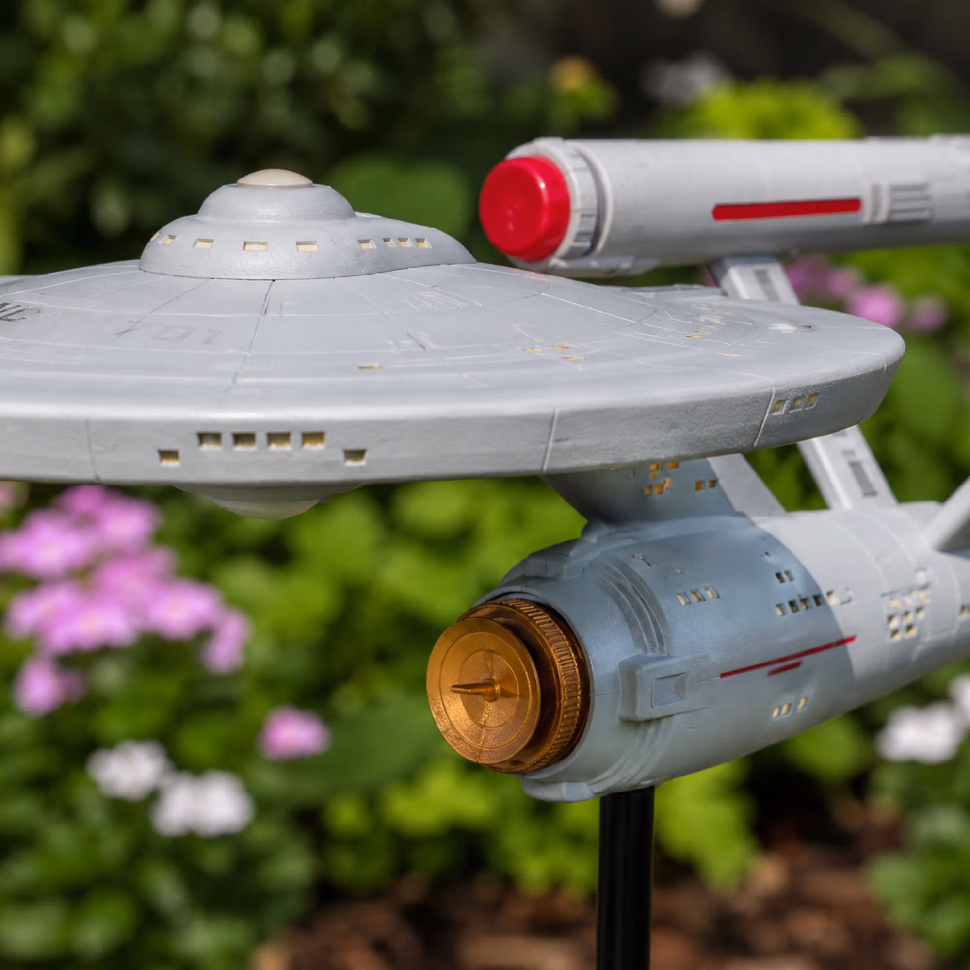 60th Anniversary Solar Garden Stake Light, Sci-Fi Spaceship Inspired Outdoor LED Yard Decor, Collectible Solar Pathway Lamp, Gift for Fans