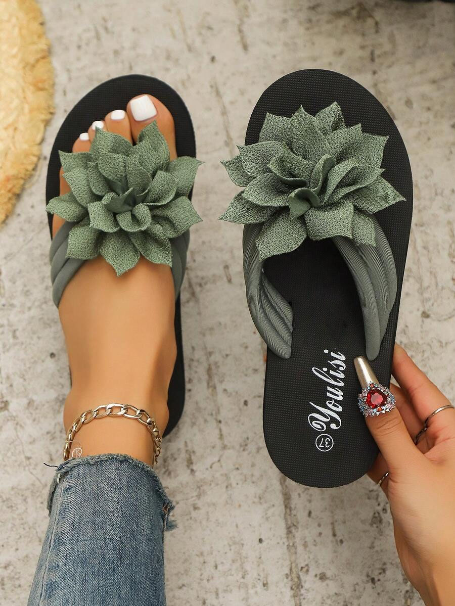 Women's Flip Flops, European And American Style, Fashionable, Comfortable, Lightweight, Beach Sandals, Casual Floral Slippers For Home