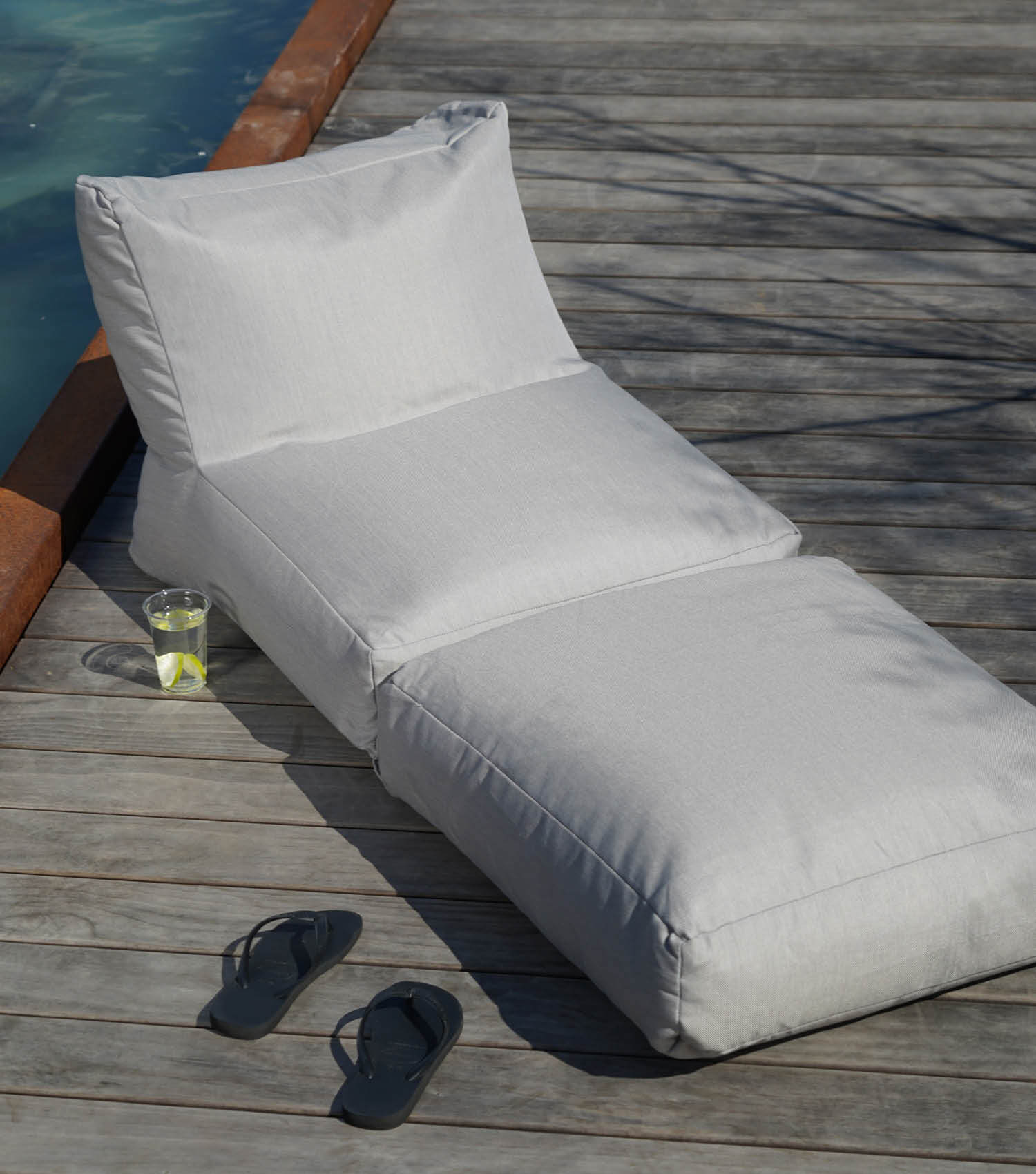 NLFZEK Outdoor Bean Bag – Convertible Lounge Chair & Sun Lounger, Water-Resistant Garden Seating