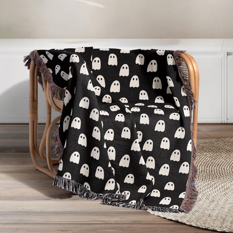 Halloween 100% Cotton Woven Blanket – Vintage Spooky Throw, Retro Halloween Decor for Fall & Cozy Nights