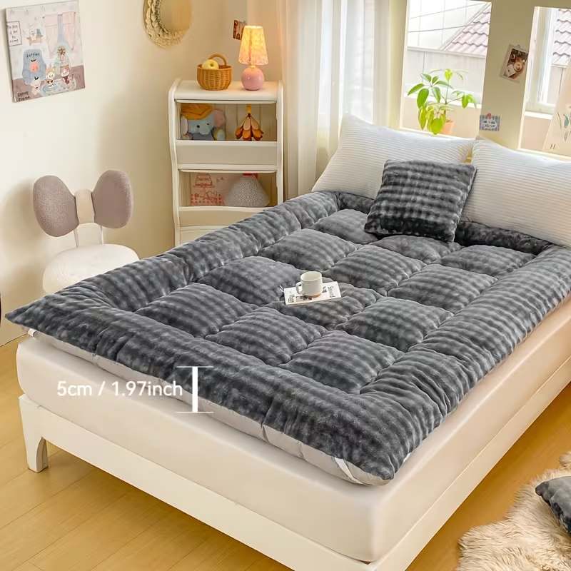 Ultra-Soft Faux Rabbit Fur Mattress – Thick Plush Cozy Bed Mattress, Foldable & Machine Washable, Warm Comfort for Bedroom & Guests