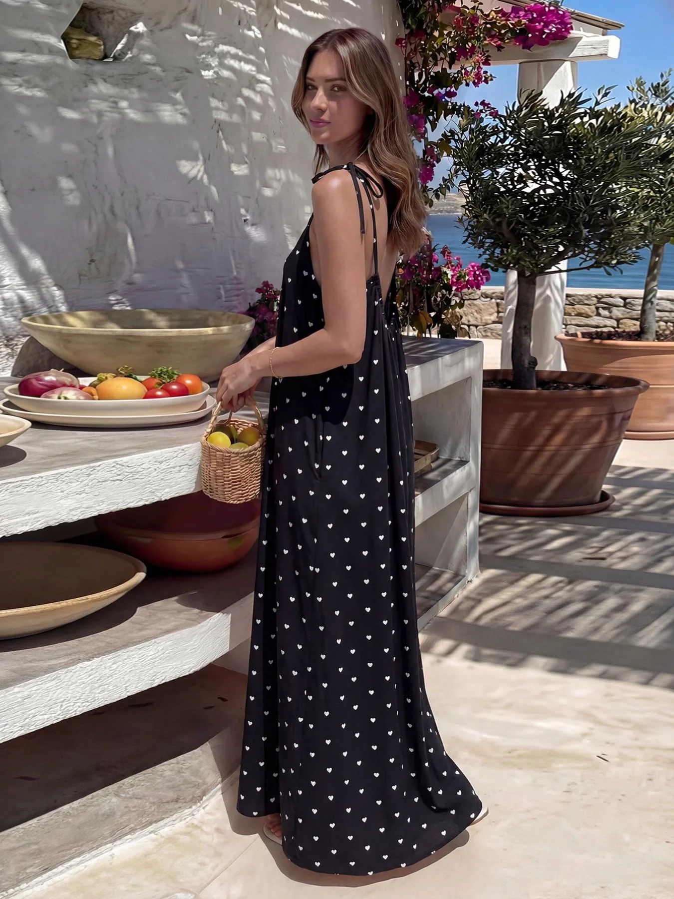 Women’s Solid Color Backless Cami Dress — Effortless Elegance, All-Day Comfort