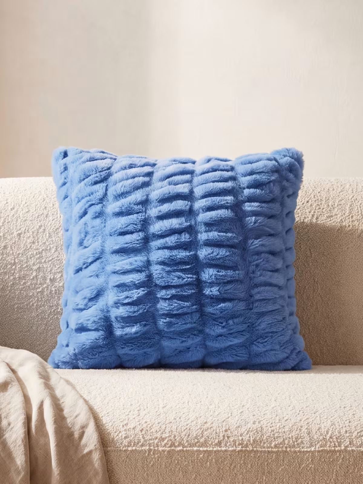 NLFZEK Plush Throw Pillow – Ultra-Soft Cloud-Like Cushion, Cozy Decorative Pillow with Washable Cover