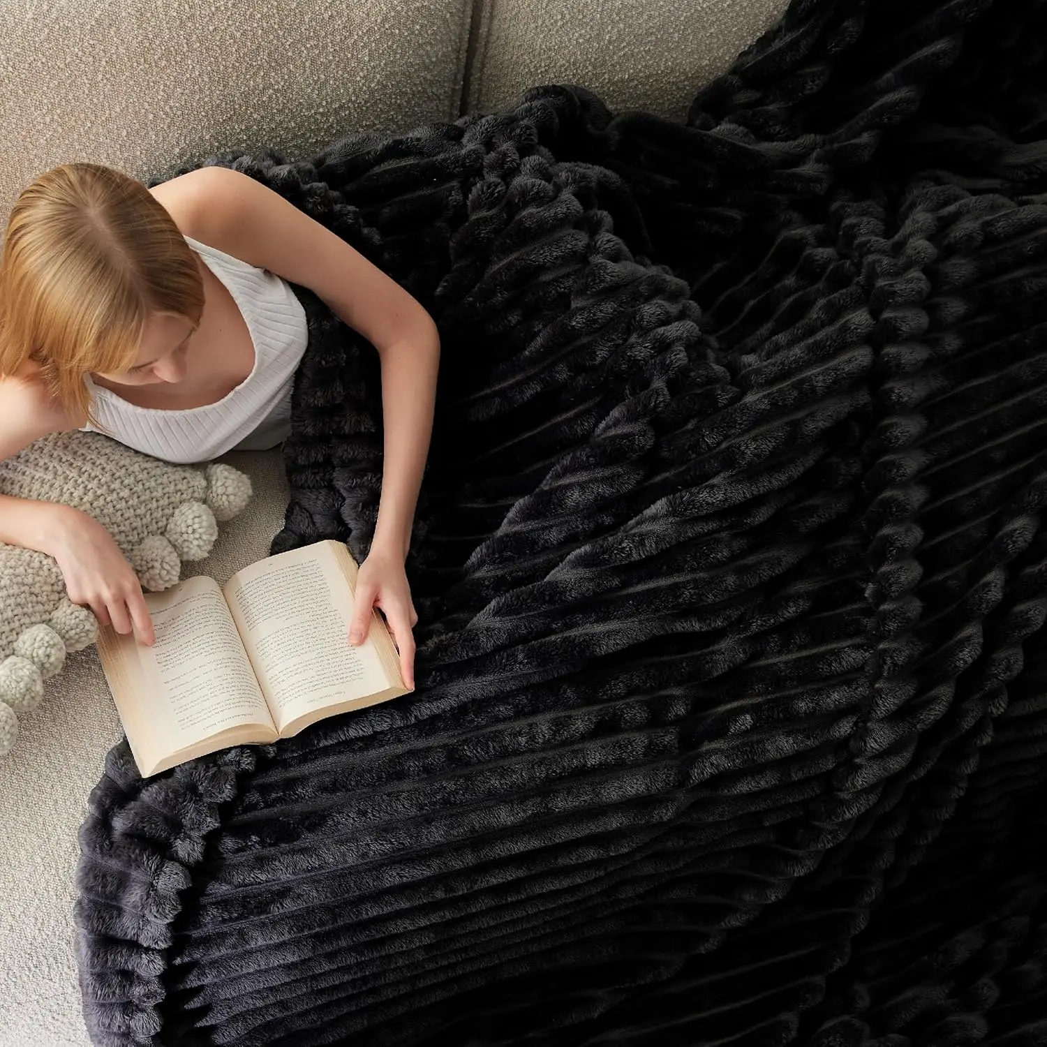 Bedsure GentleSoft Cozy Blanket – Ultra Soft Stripe Fleece Throw for Sofa, Bed & Everyday Comfort