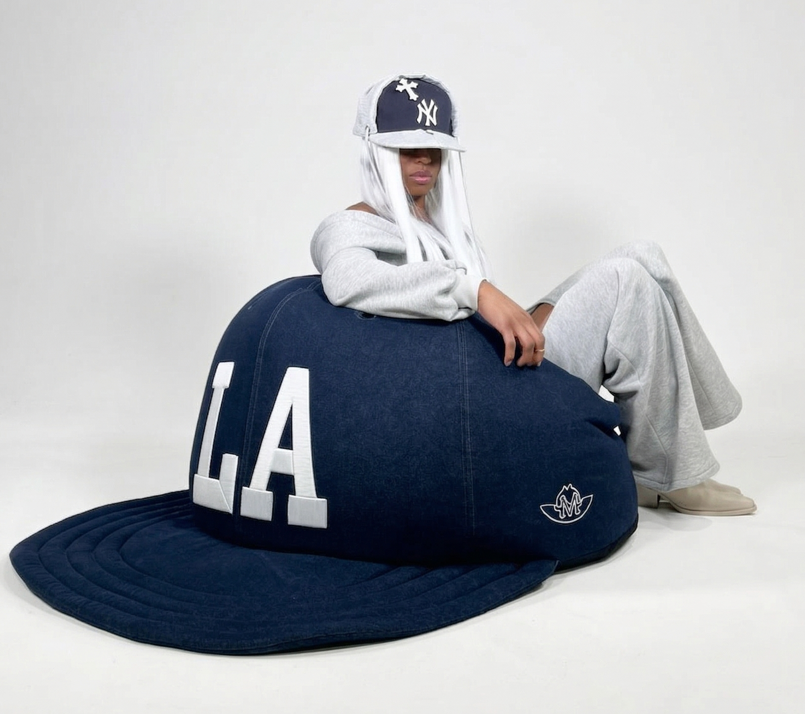 FITTED XL BEAN BAG – // DENIM /  LOS ANGELES