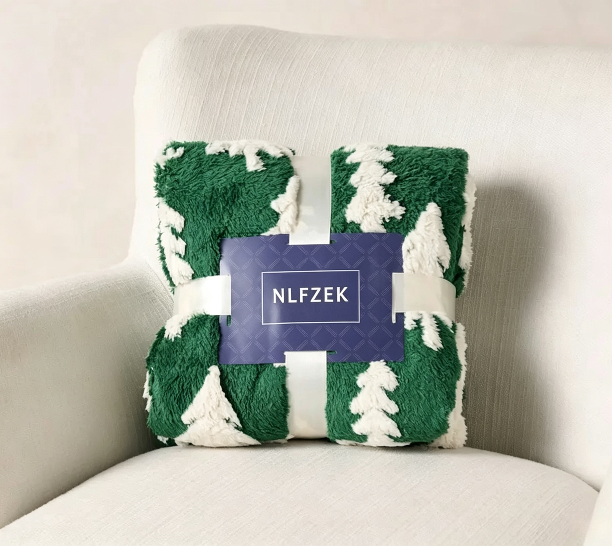 NLFZEK Reversible Plush Throw Blanket – Oversized Cozy 60x80 Blanket for Sofa, Bed & Home