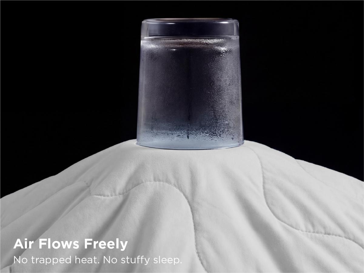 【backtoschool】Bedsure Summer Cooling Comforter for Hot Sleepers ,Ice Cream Blanket,Breathable Oversized  Design, Lightweight, RayonDerived from Bamboo, Comfy Bedding,  Gifts,  Teenage Bedroom Accessories, Cooling Blanket, Bedroom Decor