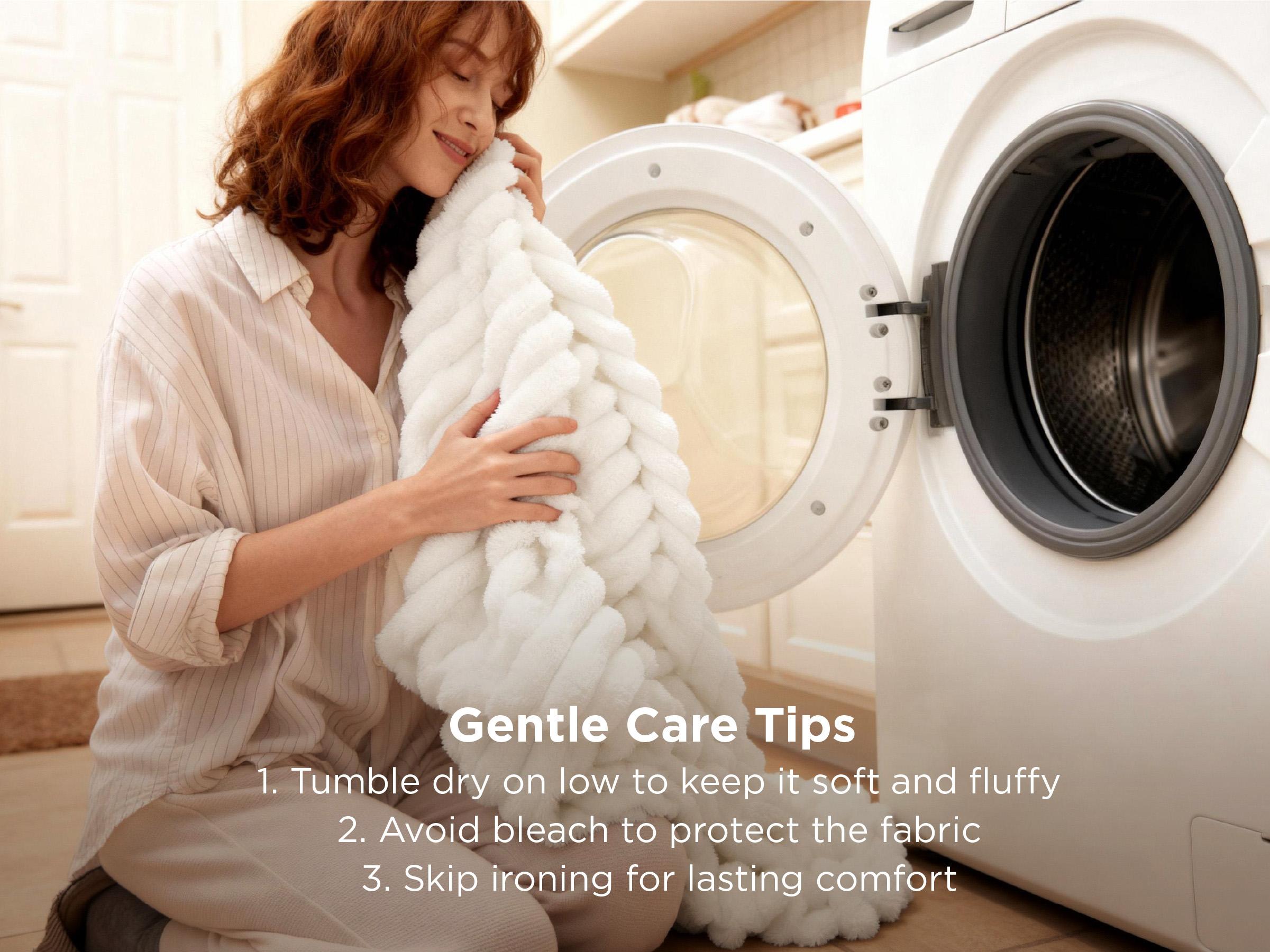 【Summer Sale Deals】Bedsure GentleSoft Cozy Blanket-Patio Furniture Decor,Classic Stripe Pattern, Ideal for Bed,Couch, Travel,Camping, All Seasons,Home Bedroom Decor